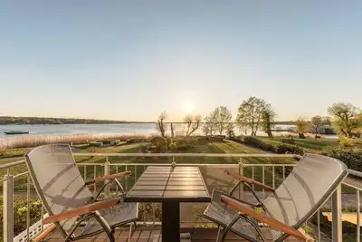 Image de Vacation apartment Seeadler with unobstructed view of the Müritz from the balcony