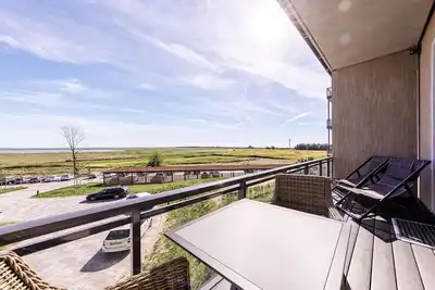 Image de 5 star vacation apartment Wellenreiter- south view of the Saaler Bodden & beach chair