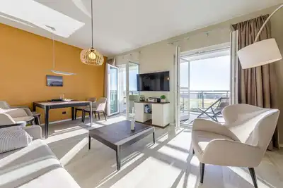 Image de 5-star vacation apartment DĂĽnenlounge between the Baltic Sea and the Bodden