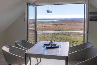 Image de 5-star vacation apartment with lake view and east-facing balcony - pets are welcome