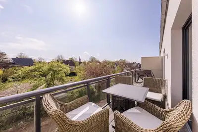 Image de 5-star Humboldt Suite vacation apartment - wellness vacation between the Baltic Sea and the Bodden