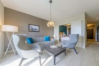 Image de 5-star Waterkant vacation apartment with west-facing terrace and 2 bedrooms.