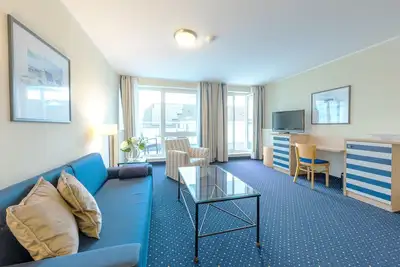 Image de Vacation apartment Deichkieker at the Zingst pier with balcony