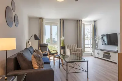 Image de Vacation apartment Sturmmöwe at the Zingst pier