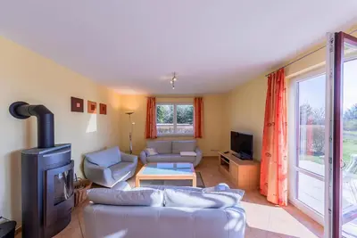 Image de Storchenruh - Holiday home with terrace & direct golf course location