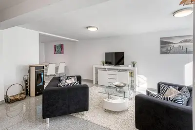 Image de Vacation apartment Seehus in the island town of Malchow