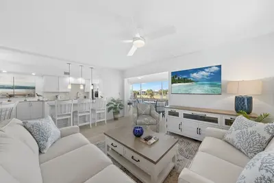 Image de Stunning 2 bedroom, 2 bathroom condo across from Sundial Resort.