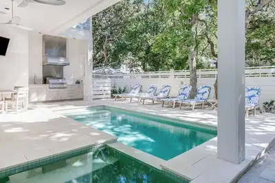Image de Mischievous Mermaid|Easy Beach Access|Private Pool|Game Room|Golf Cart