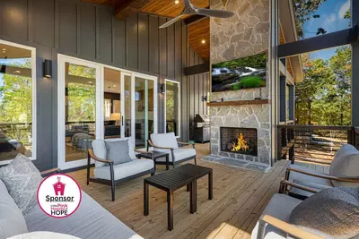 Image de Deer Crossing -Luxury Mountain View Cabin