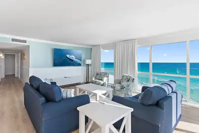 Image de 🌅 Gulf Front + Seasonal Comp Beach Setup | Shoreline 1081 - Stunning Views