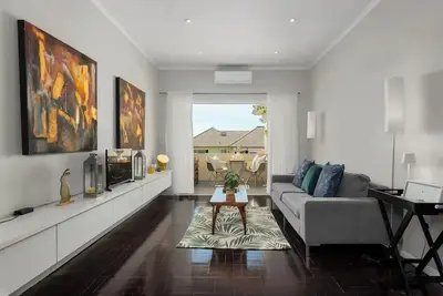 Image de Sunny Apartment with views of Cape Town\n\n