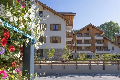 Image de Le Cristal Lodge Ts Refuge 14p Rf16