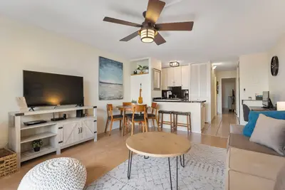 Image de 🏝️😎🏄🏻‍♀️Winter in Maui-Cute Kihei Ocean View Condo, walk to beach🏝️😎