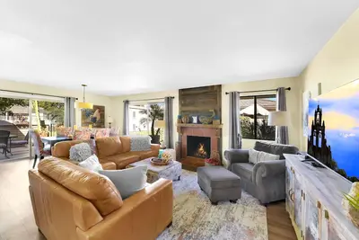 Image de Single Story Home! Pool! Walk to Golf Course! San Juan Capistrano! -Casa Del Sol