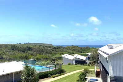 Image de Bluewater Bliss at Caves Beach Villas