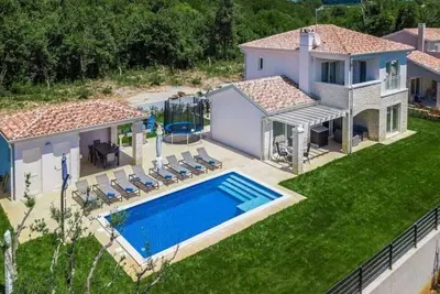Image de Villa Nikolas Kastelir