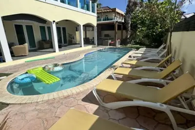 Image de Best 7br Villa No Airbnb Fee