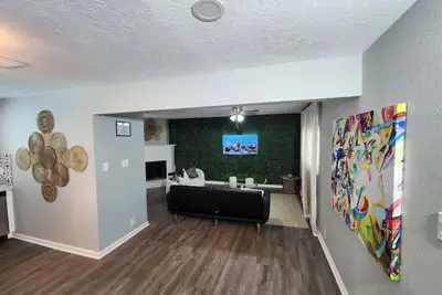 Image de Private Poolside Oasis