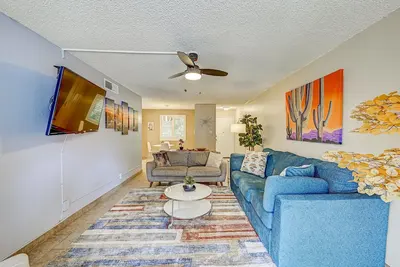 Image de Old Town Retreat | Cozy Scottsdale Condo with an Unbeatable Location