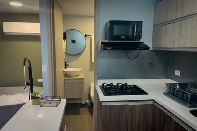 Image de Modern and cozy loft in Medellín | 1-03