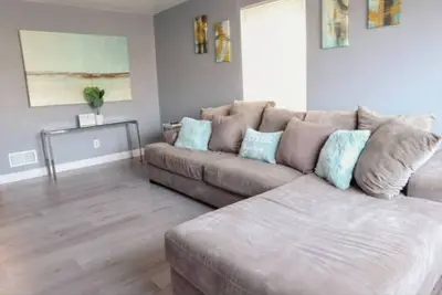 Image de Charming 2-bedroom apartment with WiFi, Ac in nice Dayton [Apt 1]
