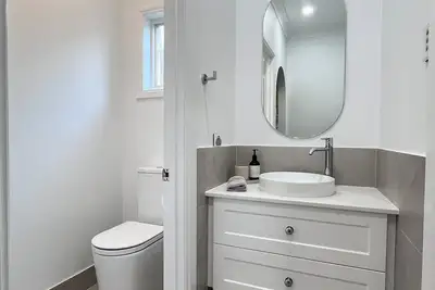 Image de Oriental charming 3-bedroom house in welcoming Saint Peters with Ac, WiFi