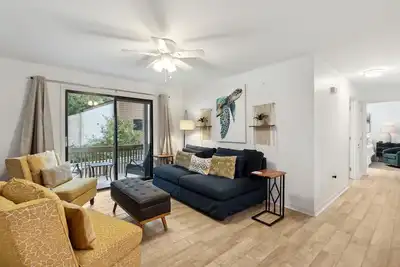 Image de Simply Serene - Hosted by Moore Ai Rentals