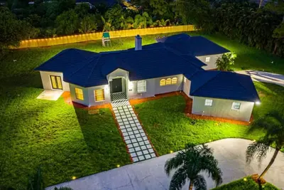 Image de Modern Luxury Poolside Estate