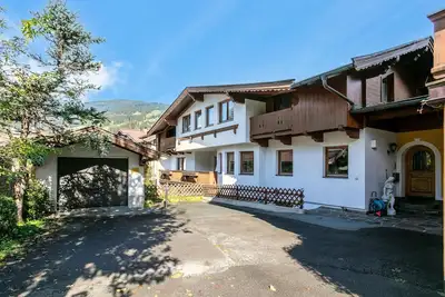 Image de Agréable appartement dans le centre avec jardin