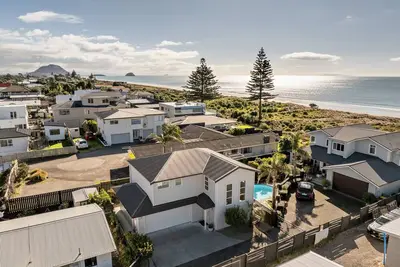 Image de Endless Summer Retreat ~ Mount Maunganui - Beyonder Holiday Homes