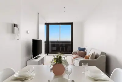 Image de Free WiFi, 2br in Prime Melbourne Location