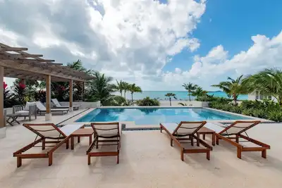 Image de Brand New Estate with Pool & Private Backyard Beach on Calm Caribbean