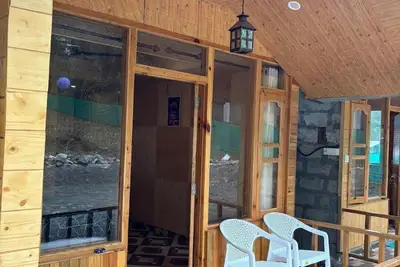 Image de Moksha Cafe & Cottages: Your peaceful escape with stunning Kasol views! \" 2