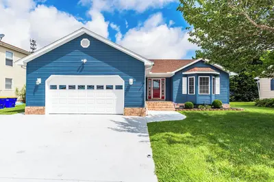 Image de Free Linens & Cleaning - Grill & Chill Cottage