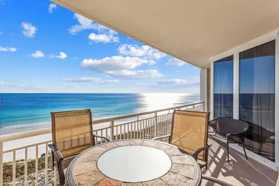 Image de Upscale Gulf Front Condo w/ Stunning Beach Views at The Pearl of Navarre!