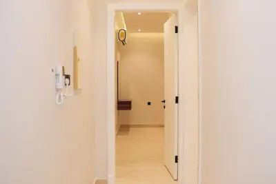 Image de Lp45. 4 - Lavish 2br Apartment in Al Arid