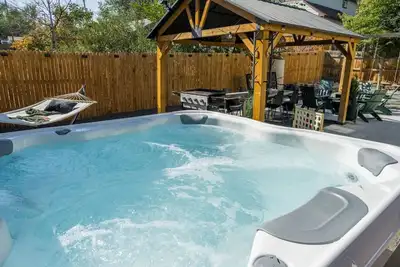 Image de Hot Tub, Sleeps 14, 7 Bedrooms, Game Rooms
