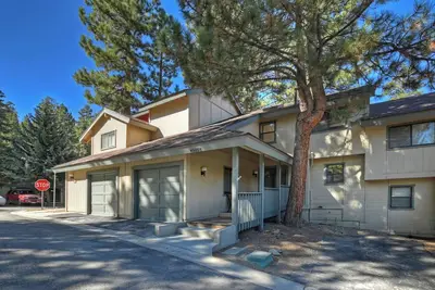 Image de On Golf Course and quarter mile from Slopes! Dogs Ok, Fireplace, Streaming, and