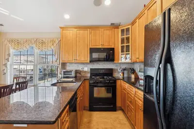Image de Gorgeous Pool! ! Close To Beach/Boardwalk! 2 Private Decks! Dogs Ok!
