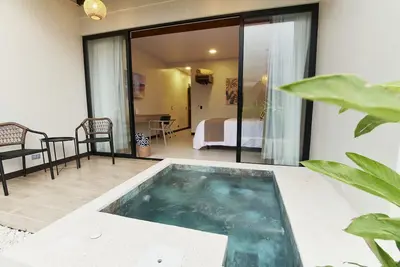 Image de Cozy private studio with WiFi, Ac, jacuzzi, volcano views, 8min drive to Fortuna