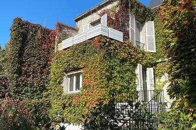 Image de Maison de charme en centre ville, proche du lac, de la gare et du casino.