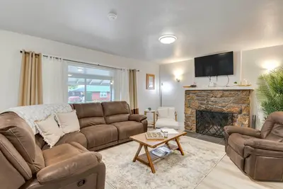 Image de 6 Mi to Shoshone Falls Park: Home w/ Game Room!