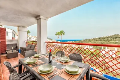 Image de Relax in our luxury home | Terrace, Pool & Parking