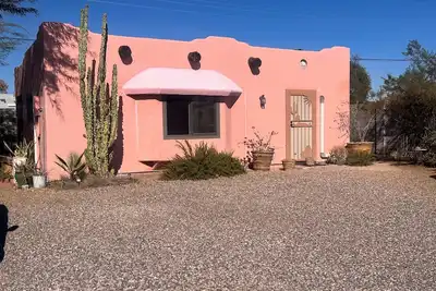 Image de Peaceful Private 1-bedroom Casita in Mesa. Ac, W&D, Private Parking & more!