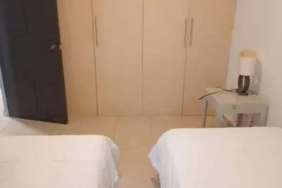 Image de House in condo with security 8 px
