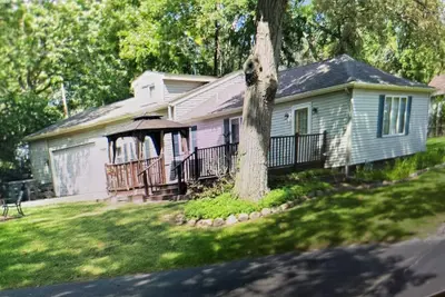 Image de 2-bed, 1. 5 bath home Lake Geneva 1 car garage, fully Dec- April full months only