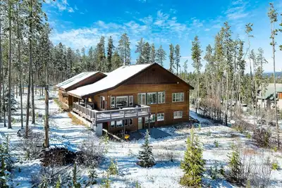 Image de Mountain Moose Home - Private Hot Tub I Amazing Views I Best Price I Discounted Attractions