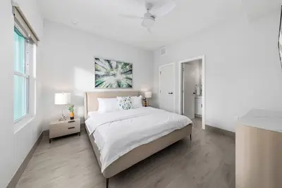 Image de Island Stay in West Bay - 3 Min to Beach | West Nest #201