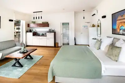 Image de Modern apartment (44sqm) with kitchen