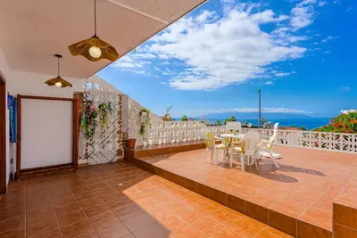 Terraza de los Gigantes by Interhome